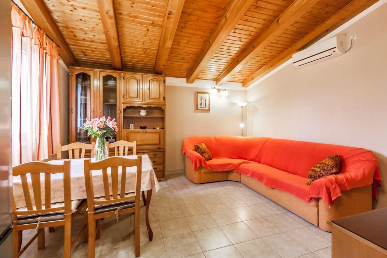 Holiday Home Lana Labin  Ngoại thất bức ảnh